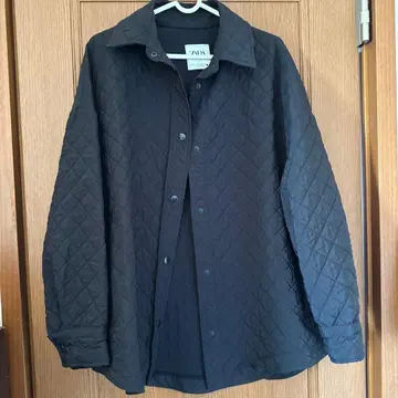 ZARA 블랙 퀼팅 자켓 M