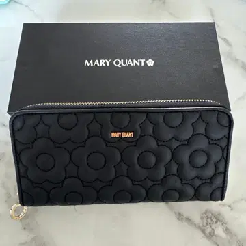 MARY QUANT 장지갑
