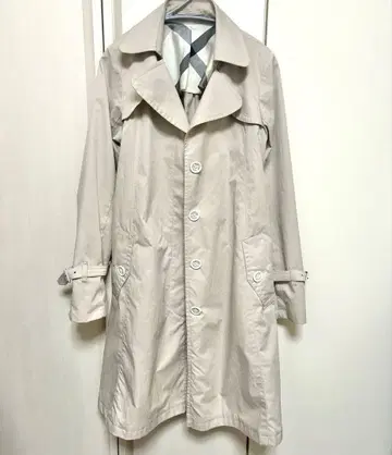 블루 라벨 트렌치코트