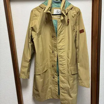 AIGLE 고어텍스 베이지 스카이블루 트렌치코트 후드 부착