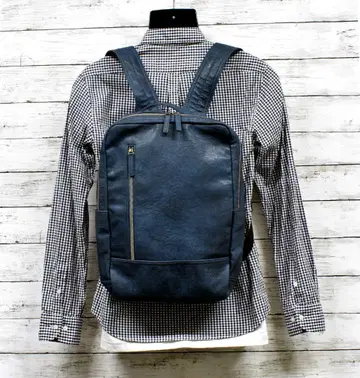 미사용 백팩 스퀘어 네이비 출퇴근 통학 심플 심플