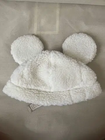 미키마우스 귀 달린 플리스 모자