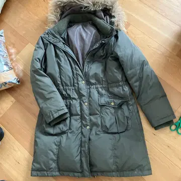 다운 모즈 코트 후드 부착