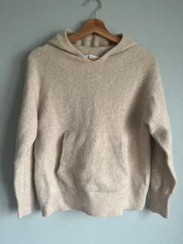 FRAMWORK 베이지 후드 부착 스웨터