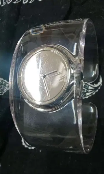 ISSEY MIYAKE TOKUJIN YOSHIOKA 손목시계 작동품