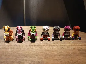 SECRET BASE 미니어처 피규어 7개 세트 2