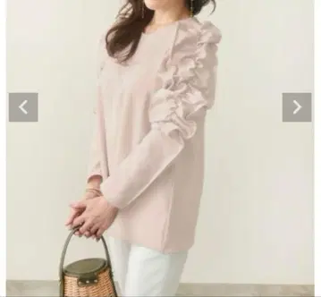 새상품 개더&프릴 슬리브 블라우스 긴팔 Liala x PG