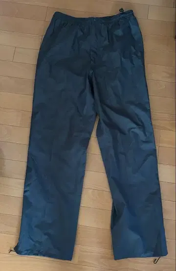 온요네 다크 그레이 워크 팬츠 밑단 지퍼