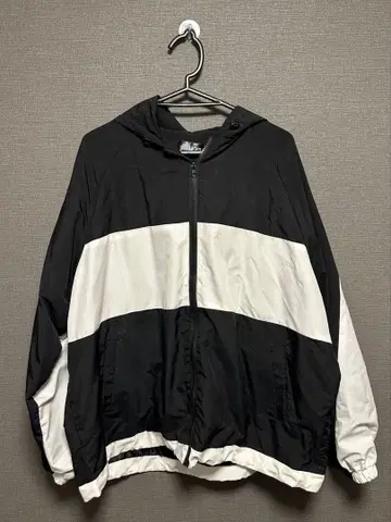 MGV 후드 부착 나일론 자켓 블랙/화이트