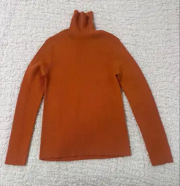 뉴요커 New Yorker 리브 터틀넥 니트 M 사이즈