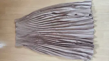 ZARA 베이지 플리츠 롱 스커트