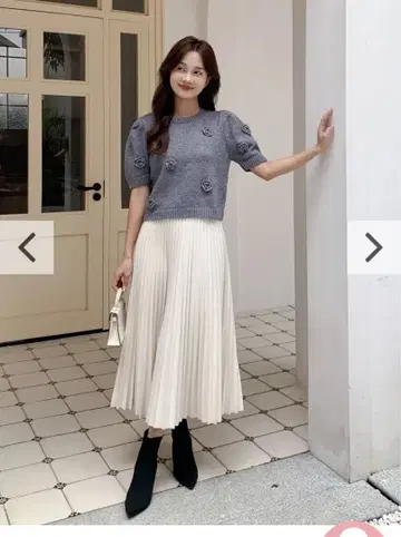 벌스데이 바쉬 MIDI PLEATS SKIRT 미디 플리츠 스커트