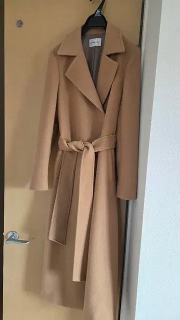 CASABLANICA 베이지 롱 코트