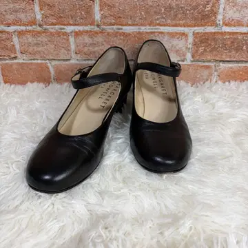 [ 새상품급 ] 22.5 마가렛호웰 가죽 펌프스 스트랩 천연 가죽 블랙