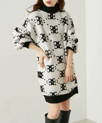 터틀넥 니트 원피스 베이지 블랙