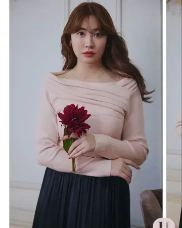 Aveline Gathered Knit Top herlipto