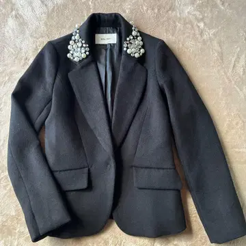 ROYAL PARTY 비쥬 테일러드 자켓 사이즈 2 블랙