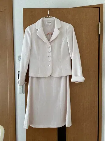 라이트 핑크 정장 세트