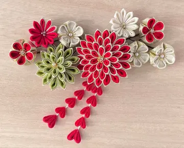 꽃 모티브 일본 의류 머리 장식 빨간색