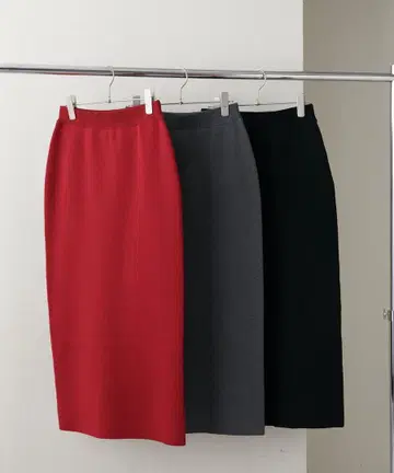 DISCOAT 내로우 니트 스커트 그레이