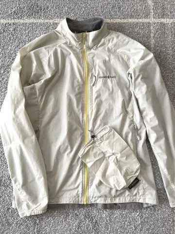 *mont-bell 라이트쉘 자켓*