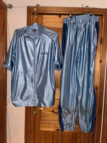 VOKAL 나일론 셋업 Nelly 착용 모델