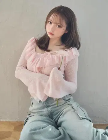 [ 미개봉 새상품 ] andmary Alison frill tops