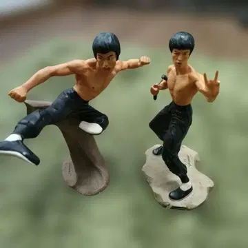 브루스 리 피규어 2체 세트