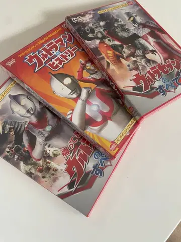 울트라맨 시리즈 DVD 3매 세트