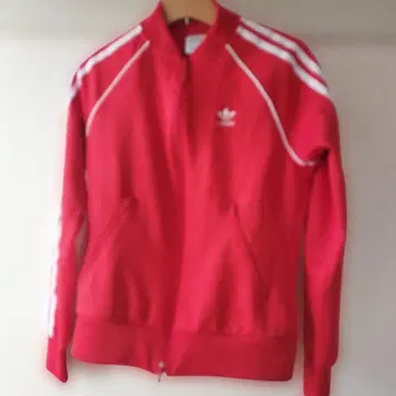 아디다스 빨간색 저지 S 사이즈