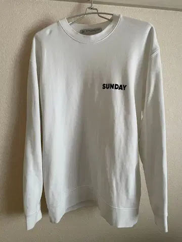 저널 스탠다드 랙 SUNDAY 트레이닝복 화이트