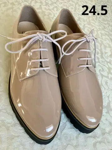 Odette e Odile 에나멜 레이스업 슈즈