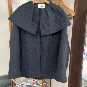 MACHATT 블랙 탑서모 퀼팅 자켓