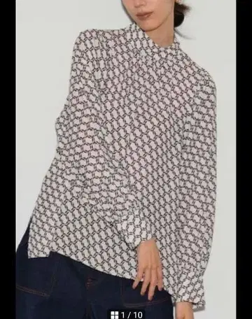 갤러스트 패턴 긴팔 하이넥 스탠드 카라 셔츠 사이즈 38