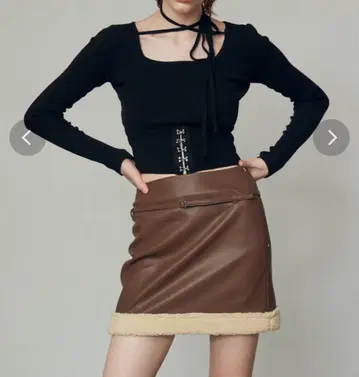 EMODA 오픈 후크 초커 니트