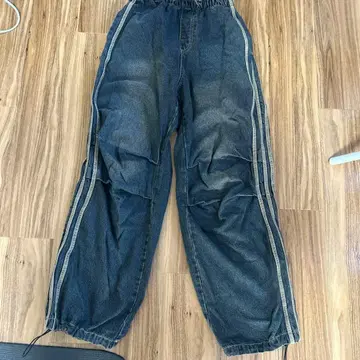 다크 블루 사이드 스트라이프 와이드 팬츠