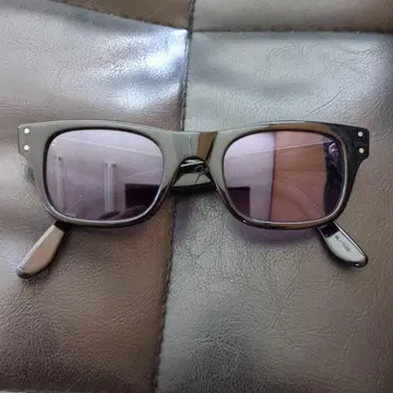 JULIUS TART OPTICAL BOEING 48 24