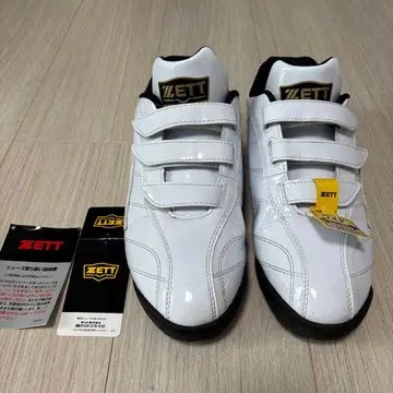 사용 1일 ZETT 트레이닝 슈즈 26.5cm 화이트