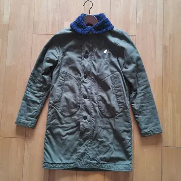 OMNIGOD 옴니갓 보아 안감 코트 카키 사이즈 2