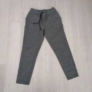 밴야드 스톰 택 포함 새상품 그레이 조거 팬츠 사이즈 1