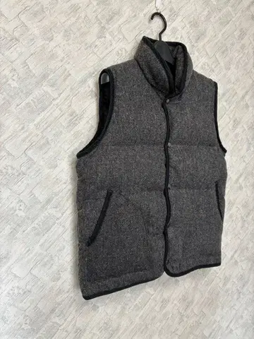 새상품급 URBAN RESEARCH 그레이 울 트위드지 다운 베스트 L