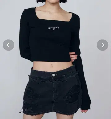 EMODA 스톤 크롭 니트