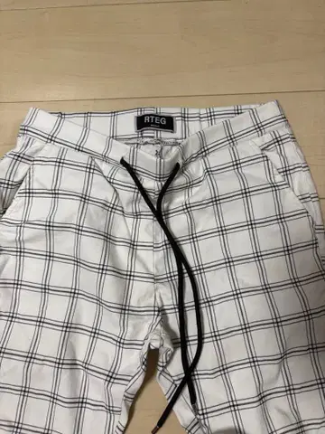 RTEG 체크 무늬 스키니 팬츠 화이트