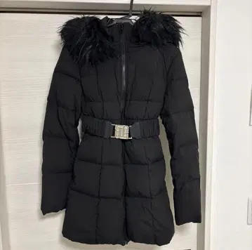 GYDA 퍼 달린 다운 자켓