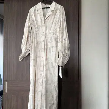 [택 포함 미사용 새상품] FRAY I.D 기하학 패턴 긴팔 셔츠 원피스