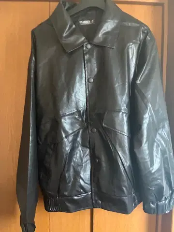 블랙 가죽 자켓