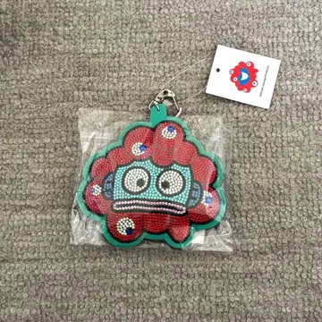 EXPO2025 미야쿠미야쿠 변신 반짝이 가죽 키링 한교동