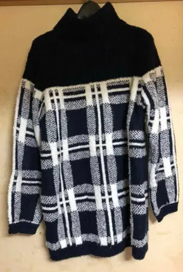 패턴 스웨터 원피스