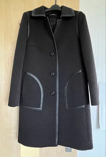 피에르 가르뎅 블랙 롱 코트 하자 있음