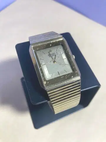가동품 앤티크 SEIKO 5Y31 5A60 쿼츠 손목시계
